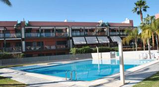 Alquiler Casa  Calle juana francés. Excepcional bungalow en campo de golf  ideal para vivir todo el