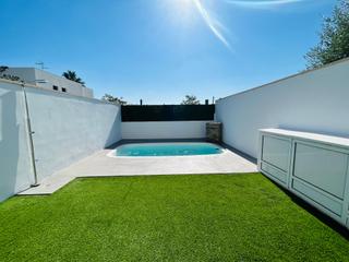 Lloguer Casa adossada  Carrer mar cantábrico. Excelente chalet adosado en zona residencial torre en conill jun