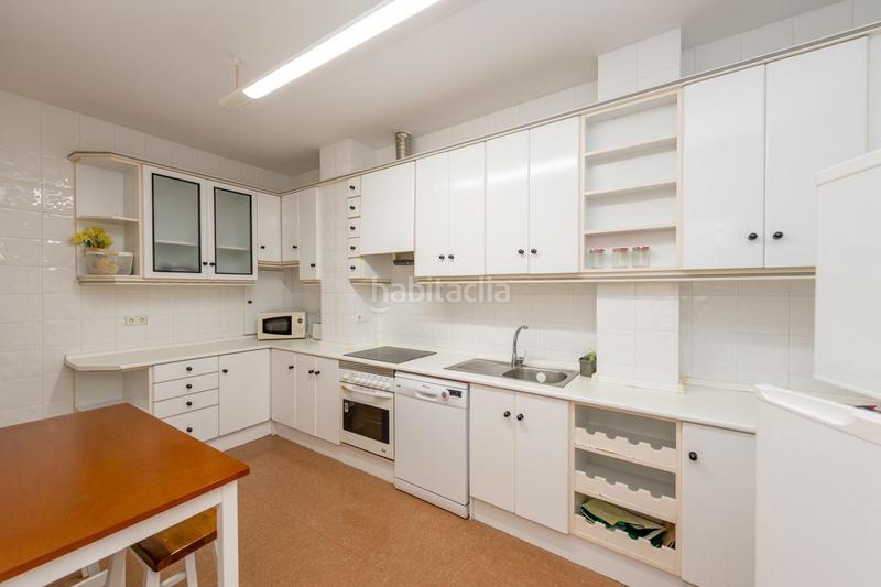 Foto 3a753bff-40ae-47e0-8f5b-a2b756030380. Appartement dans Casco Antiguo - Sta. Cruz - Ayuntamiento Alicante