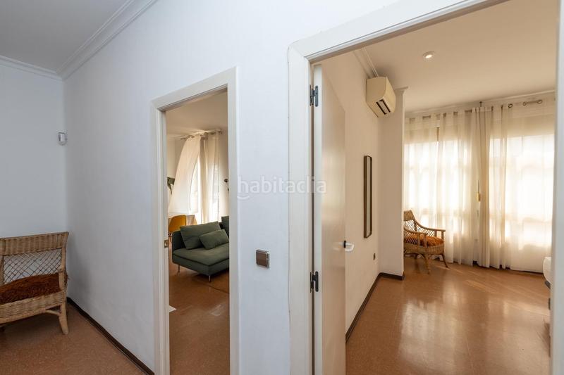 Foto b20f4ee0-200d-4de8-bbc4-19e1ba70ddc3. Appartement dans Casco Antiguo - Sta. Cruz - Ayuntamiento Alicante