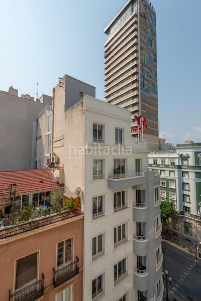 Foto b64e7a00-5190-4365-a724-16550ee988bf. Appartement dans Casco Antiguo - Sta. Cruz - Ayuntamiento Alicante