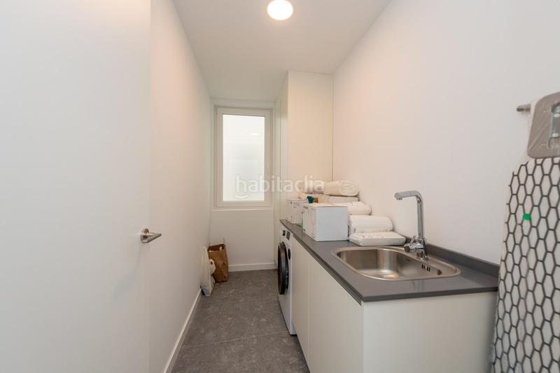 Foto b4d98d51-f60b-4183-bc24-141eafe84ac6. Alquiler piso fantástica vivienda en el centro de la ciudad en Alicante