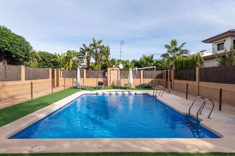 Foto 0dd039c7-830f-4bf8-9f4d-3b75f1208dd9. Casa aparellada amb calefacció aparcament piscina a Mutxamel