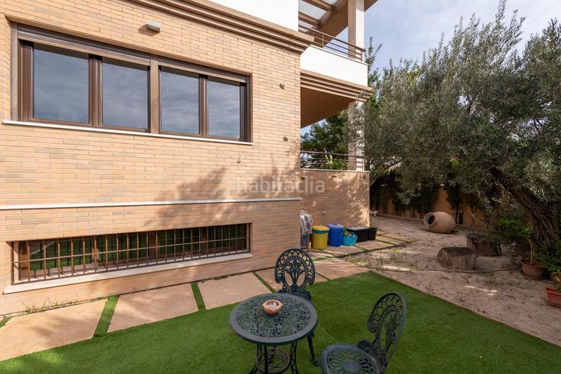 Foto 28a7778c-ec40-4e92-a361-c743acae8039. Casa aparellada amb calefacció aparcament piscina a Mutxamel