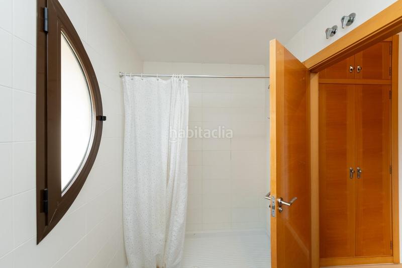 Foto c46a9d72-15e1-4909-b03b-e69d1e6d2cc5. Casa aparellada amb calefacció aparcament piscina a Mutxamel