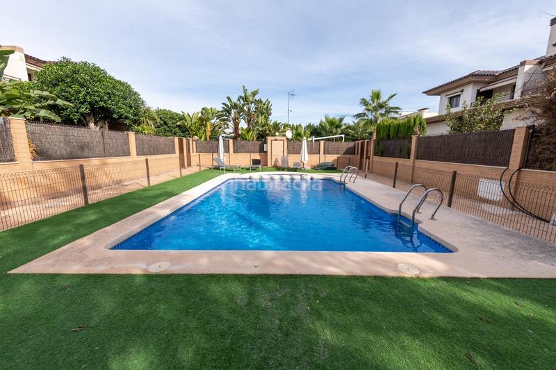 Foto c622de88-202e-4d19-9905-5400392457d5. Casa aparellada amb calefacció aparcament piscina a Mutxamel