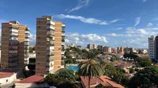 Miete Etagenwohnung in Calle músico vicente spiteri galiano 21. Estupenda propiedad en el pau 5