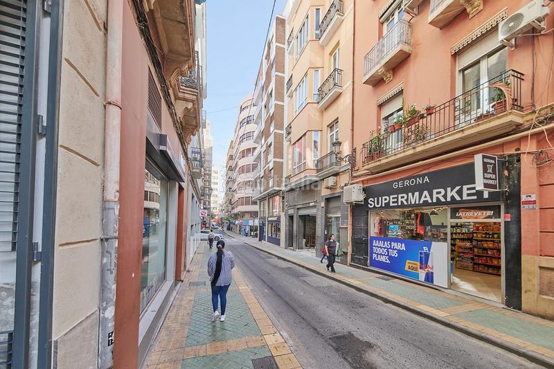 Foto c578bd66-85d4-4e8c-beec-054a992c8e5c. Appartamento in calle gerona 3 in Barrio del Centro Alicante