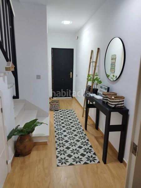 Foto 9cc55867-7789-4b9b-9faa-cb6be9844652. Casa con parcheggio in Nueva Alcalá Alcalá de Guadaira