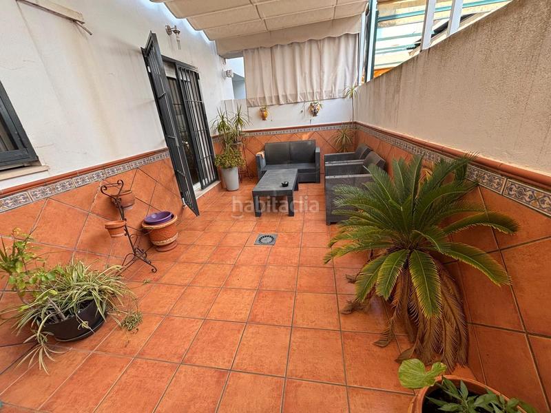 Foto b310e555-83a0-45ee-899b-5bb3f347f021. Casa con parcheggio in Nueva Alcalá Alcalá de Guadaira