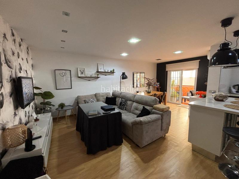 Foto b3e18cb9-67a1-4c44-a2c6-95028752680b. Casa con parcheggio in Nueva Alcalá Alcalá de Guadaira