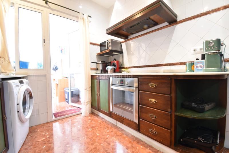 Foto 88609bd6-8895-46d9-b3c5-cc54bd74d282. Casa adosada casa en calle bailén en Los Molinos Alcalá de Guadaira