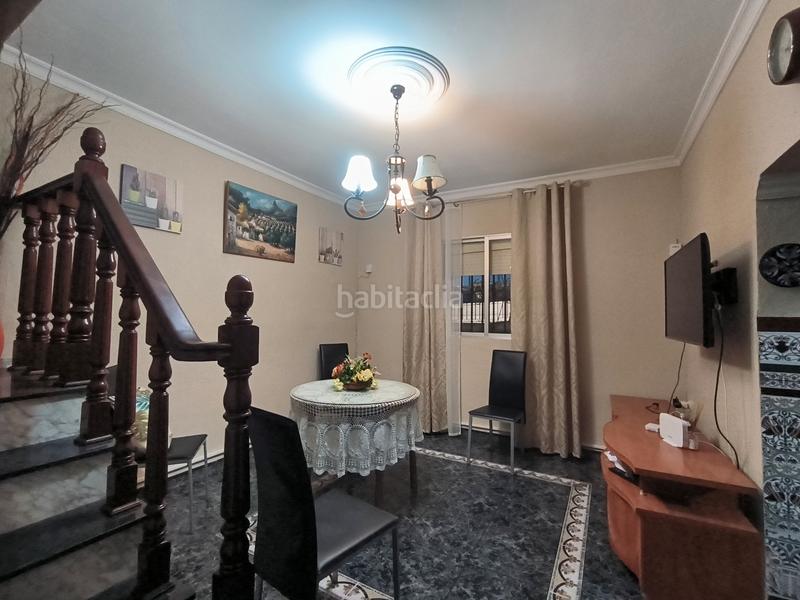 Foto 48e6c6d6-1656-4477-9217-9409b17cdd57. Casa a schiera in La Paz Alcalá de Guadaira