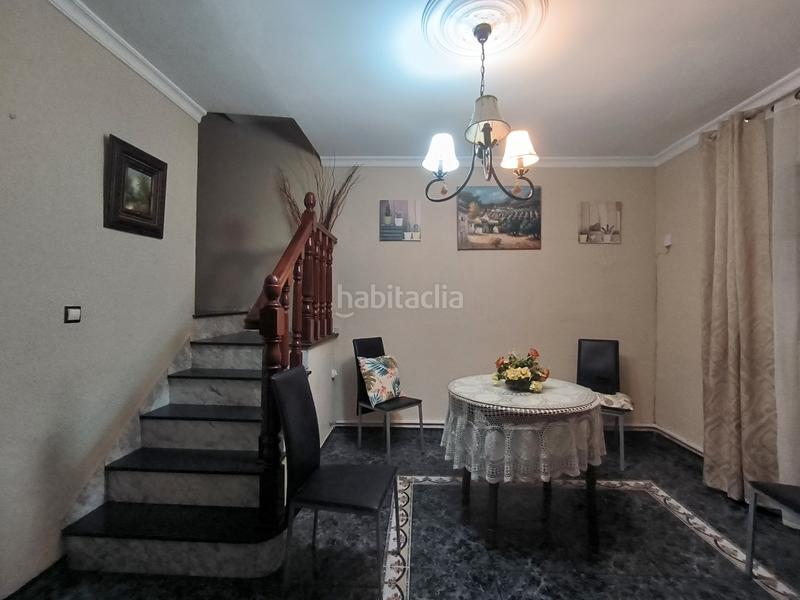 Foto 91bd2f90-7c60-4030-a0f1-917866577f10. Casa a schiera in La Paz Alcalá de Guadaira