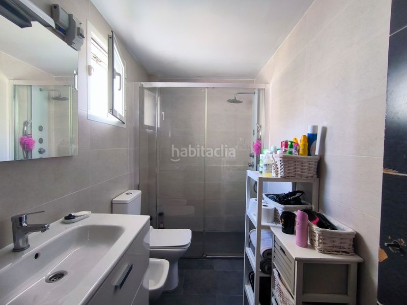 Foto 5be4e6b6-a0b3-4397-930f-e0734c6ab47d. Casa adossada a La Cruz Camas