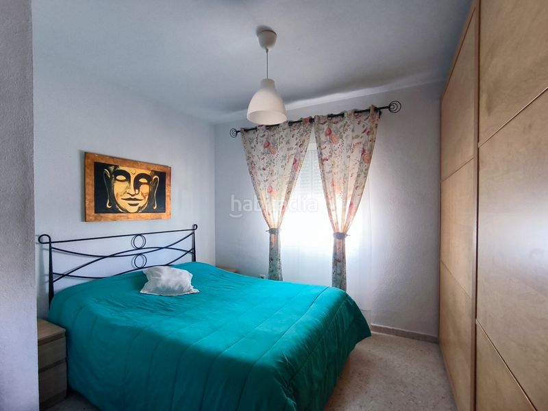 Foto b67d6933-b30d-4c50-b14a-d40ad0e43ae9. Casa adossada a La Cruz Camas