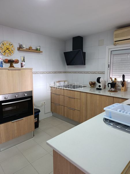 Foto a0d1645e-adb2-4416-bdf6-787181aa9b21. Casa a Castilleja de Guzmán
