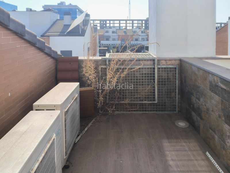 Foto 308339d4-b512-401b-9795-a4130f7075d6. Casa adossada amb calefacció piscina a Torreblanca Sevilla