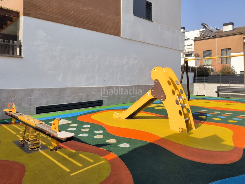 Foto c35b41e4-5645-413d-894e-3dac288cf7c0. Casa adossada amb calefacció piscina a Torreblanca Sevilla