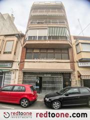Local commercial à Florida Baja. Venta de local comercial y oficina en entre planta