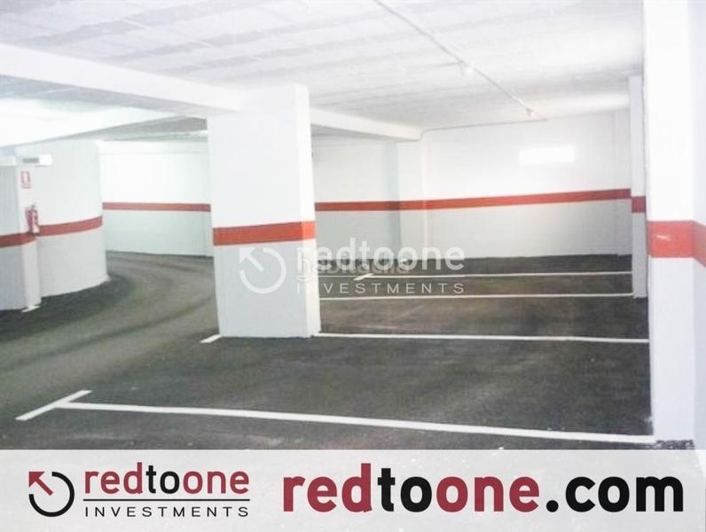 Foto e662a4c8-522c-4073-9319-cd1f468b1ac1. Parking voiture dans Mercado Alicante