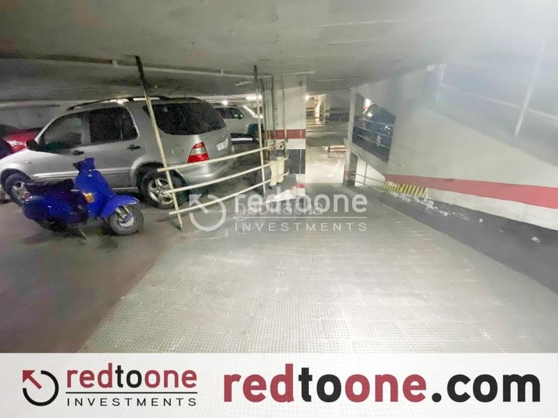 Foto 2528a985-2686-4482-891d-2b032326e8bc. Parking coche venta de plaza de garaje en pleno centro en Alicante