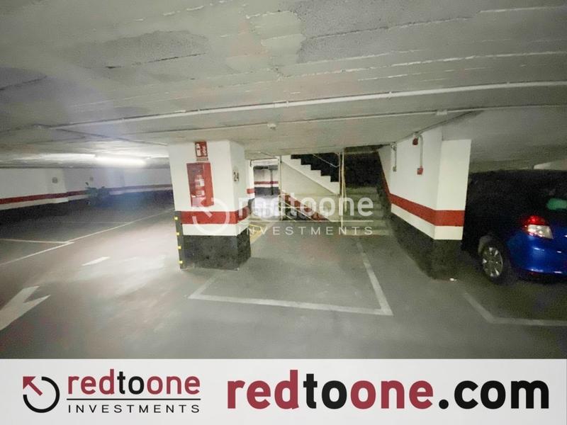 Foto 415e0fbd-91f6-41f1-9cae-4c9454f35b15. Parking coche venta de plaza de garaje en pleno centro en Alicante