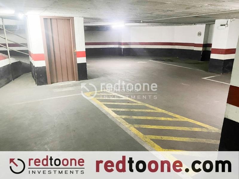 Foto a2f528fc-6f51-4f57-a839-34bdc36a97f4. Parking coche venta de plaza de garaje en pleno centro en Alicante