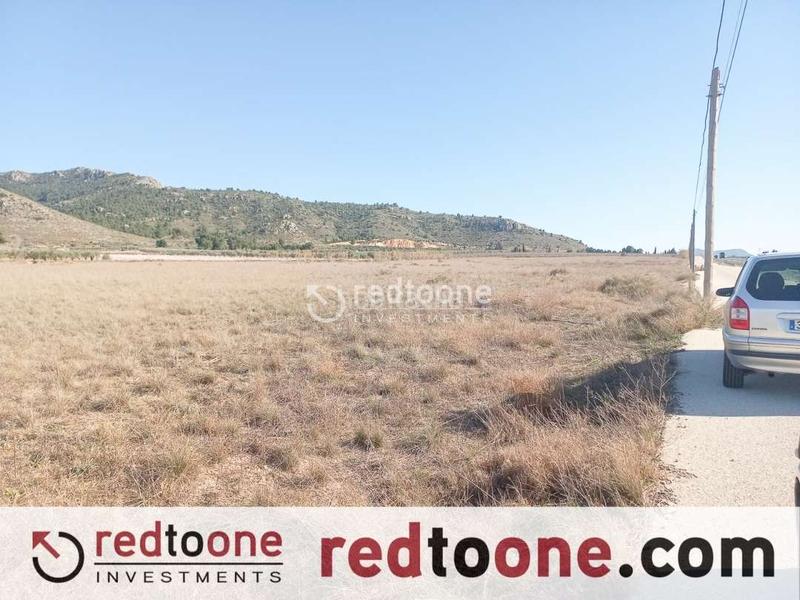 Foto 6491e180-048d-4259-807b-fac836559ae4. Finca rústica terreno de suelo rústico en venta con uso agrárío en Villena