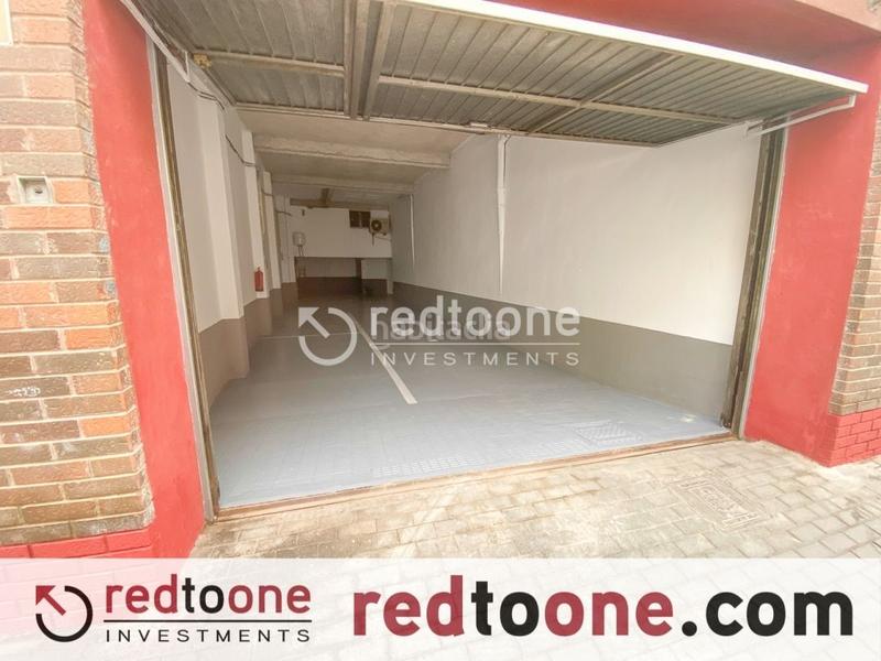 Foto 02dc8875-8548-4c16-bece-83c4c1a4c9c7. Parking coche venta de amplio garaje en el centro en Alicante