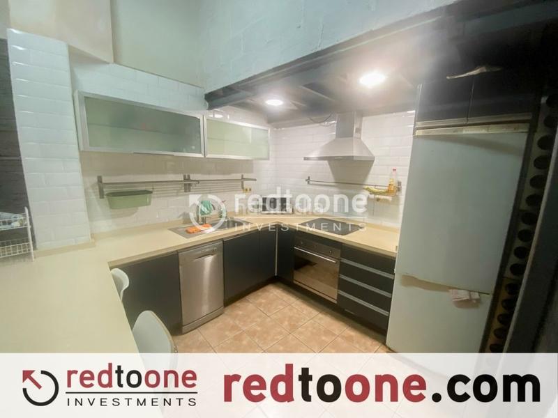 Foto 07b3fcd1-5db0-4062-99e0-4b62cc63a577. Parking coche venta de amplio garaje en el centro en Alicante