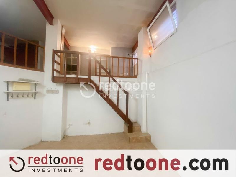 Foto 429d9342-ace3-48b2-9800-d45d87a823ea. Parking coche venta de amplio garaje en el centro en Alicante