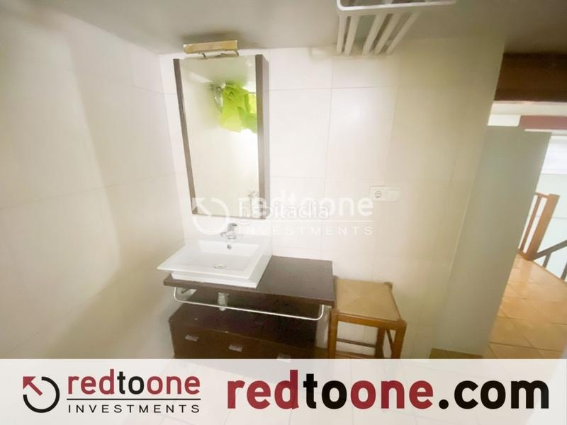 Foto a3b4071c-affd-4d01-8e92-8d747513f068. Parking coche venta de amplio garaje en el centro en Alicante