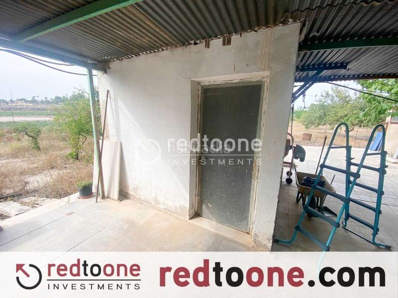 Foto d83230a6-b55f-418e-8eaf-e1f86cbe4cae. Chalet  muy próximo al núcleo urbano en Novelda