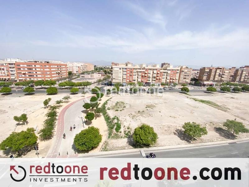 Foto c5ead5c2-dd67-4085-aa91-e25728f86f08. Appartamento in Los Ángeles Alicante