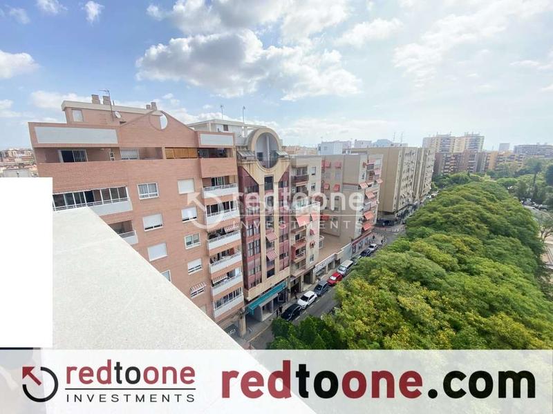 Foto 66b01cf8-9528-4d53-9f5d-fd6fac501624. Ático impresionante ático con amplia terraza en Florida Baja Alicante