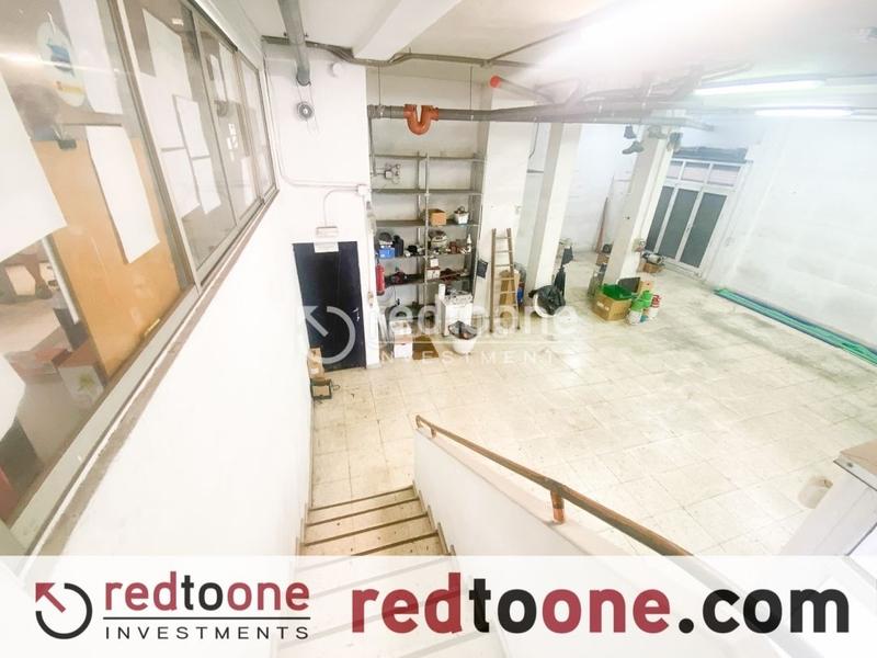 Foto 3efbeda9-0110-4574-99cc-50761bc60f09. Local comercial amplio local haciendo chaflán en los ángeles en Alicante