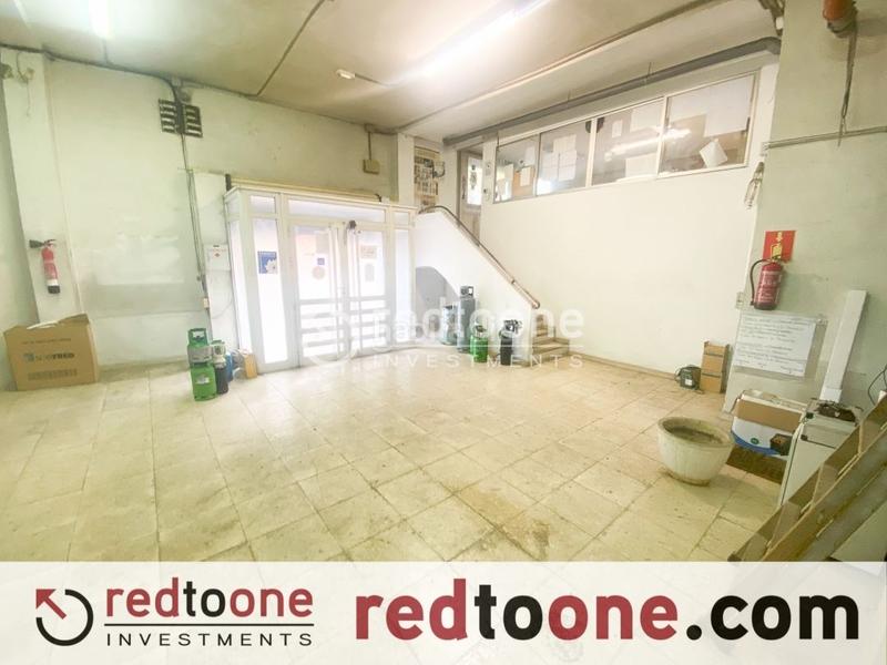 Foto 5f5dfeae-4903-462d-8659-37a19502d38c. Local comercial amplio local haciendo chaflán en los ángeles en Alicante