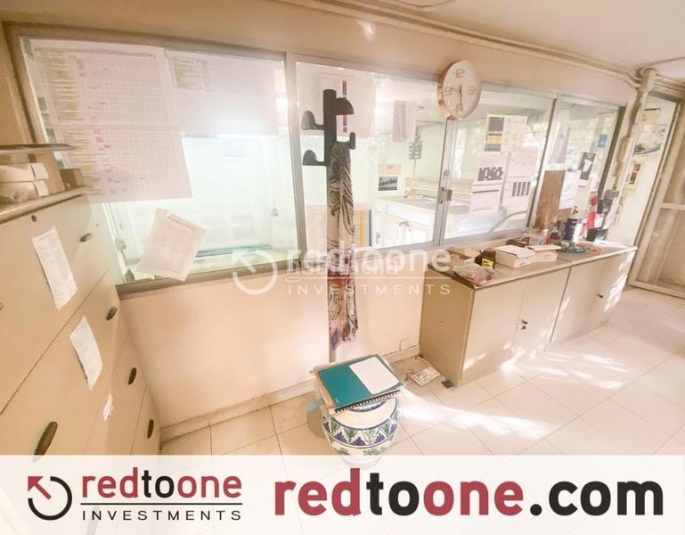 Foto 76c270cd-c504-490b-a5ba-719a715612ef. Local comercial amplio local haciendo chaflán en los ángeles en Alicante