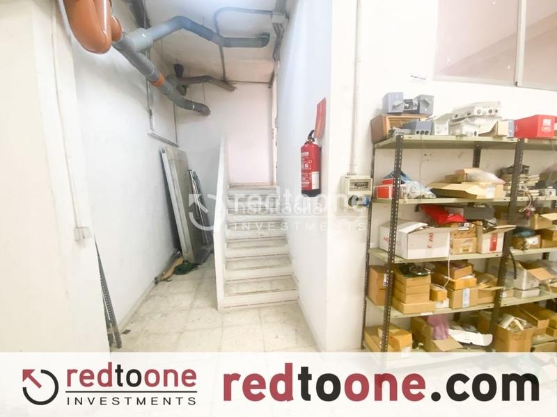 Foto c1666edb-0e88-44bd-81a5-2647ffbd52a1. Local comercial amplio local haciendo chaflán en los ángeles en Alicante