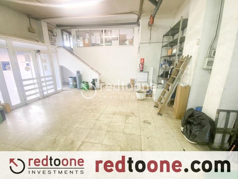 Foto d8e6ecdf-39d3-4d30-9807-805509b64d21. Local comercial amplio local haciendo chaflán en los ángeles en Alicante