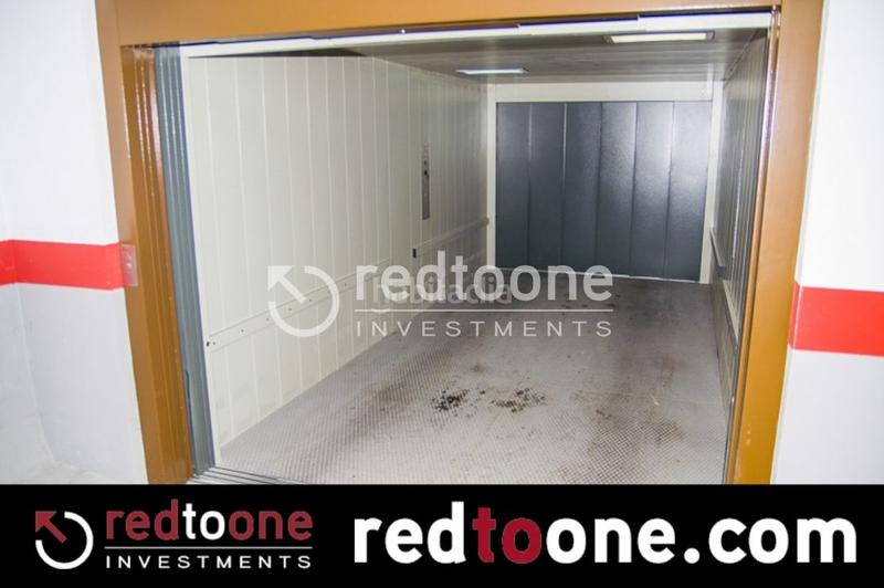 Foto b2168c47-7eaa-45e0-9c9a-67d26f1b07b9. Aparcament cotxe a San Antón Alicante