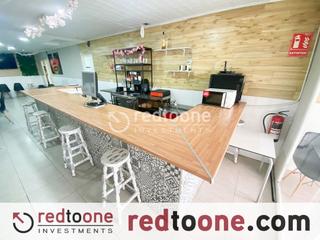 Traspàs Local Comercial a Carolinas Altas. Traspaso de bar  cafetería situado en las carolinas altas