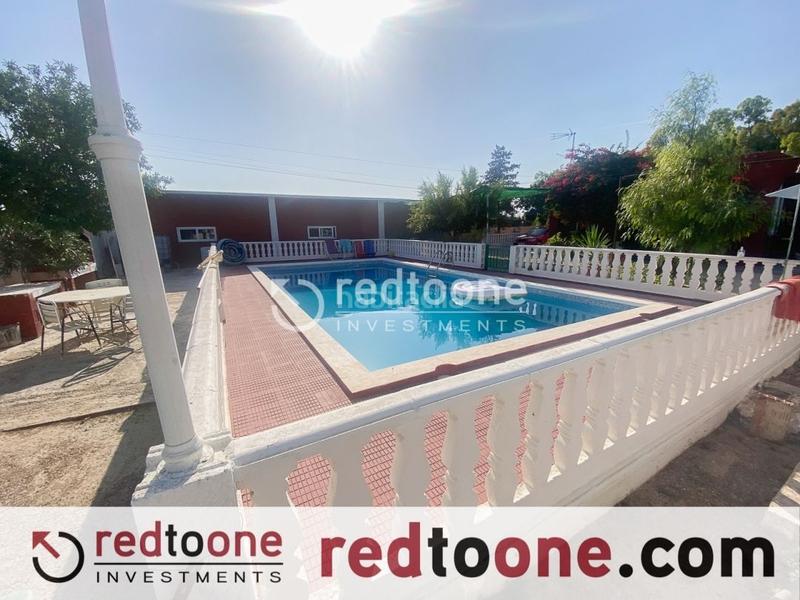 Foto 04426821-0a6c-4b56-afa7-936da9f0515c. Chalet fabuloso chalet con piscina en Torrellano en Elche / Elx