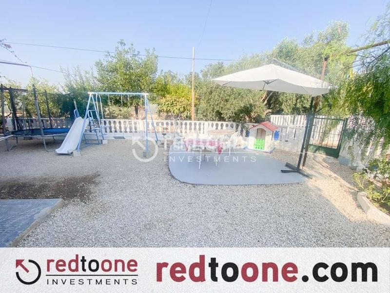 Foto 55f0377b-b299-4407-b3c9-373c182afb66. Chalet fabuloso chalet con piscina en Torrellano en Elche / Elx