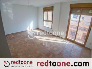 Appartement à San Antón. Vivienda en rentabilidad, situada a escasos metros del mercado c