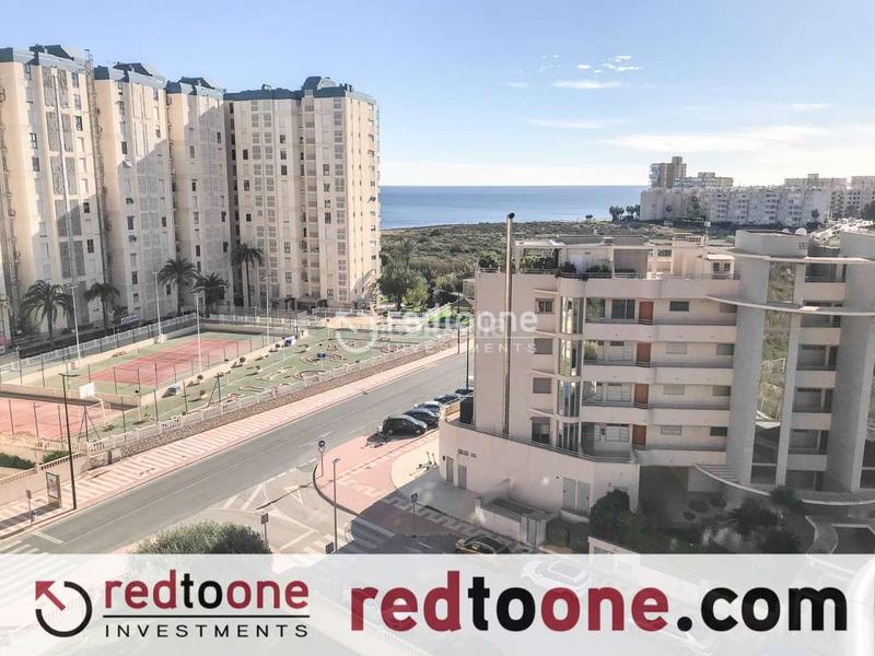 Foto 3cd8df0e-2b6b-4d1a-83d3-803db42fb34f. Location appartement avec parking piscine dans Campello Playa Campello (el)