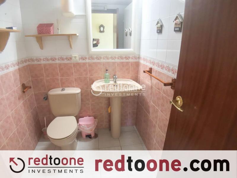 Foto 84ae2c9c-8b9f-4e5f-a26f-d3ab9a54d24c. Location appartement avec parking piscine dans Campello Playa Campello (el)