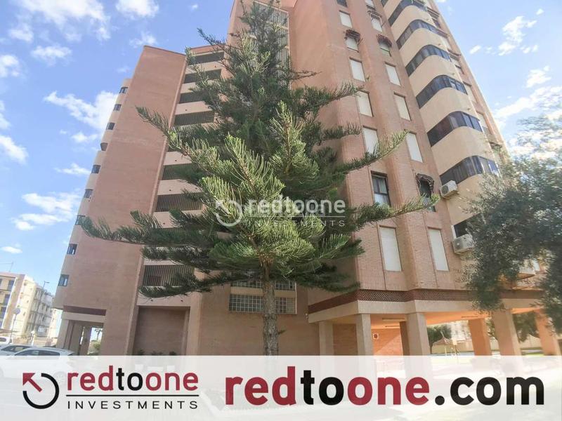 Foto 8cc7cebc-ffe0-4d75-8a00-f3a7ebb98e46. Location appartement avec parking piscine dans Campello Playa Campello (el)