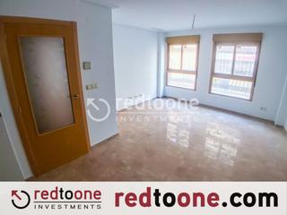 Pis en San Antn. Vivienda en rentabilidad, situada a escasos metros del mercado c